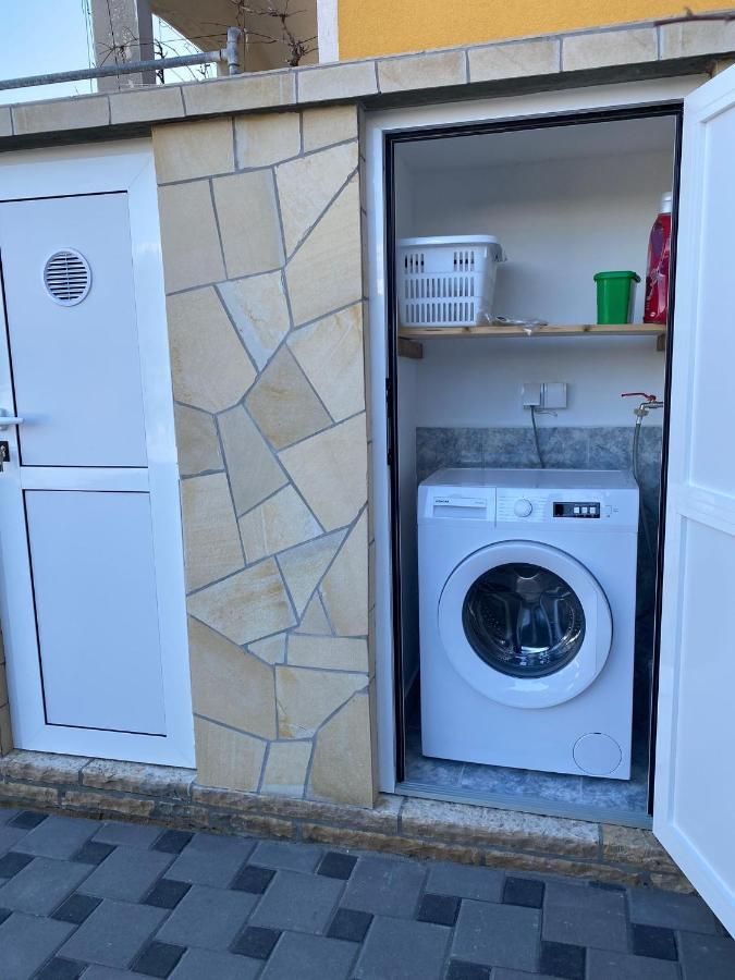 Apartmani Poljanec Vir Ngoại thất bức ảnh