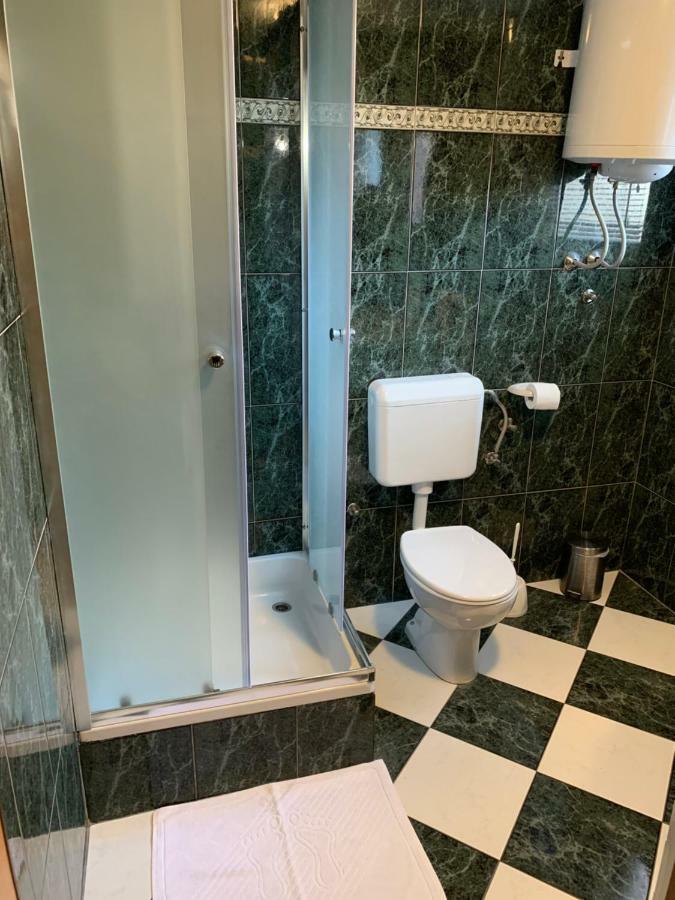 Apartmani Poljanec Vir Ngoại thất bức ảnh