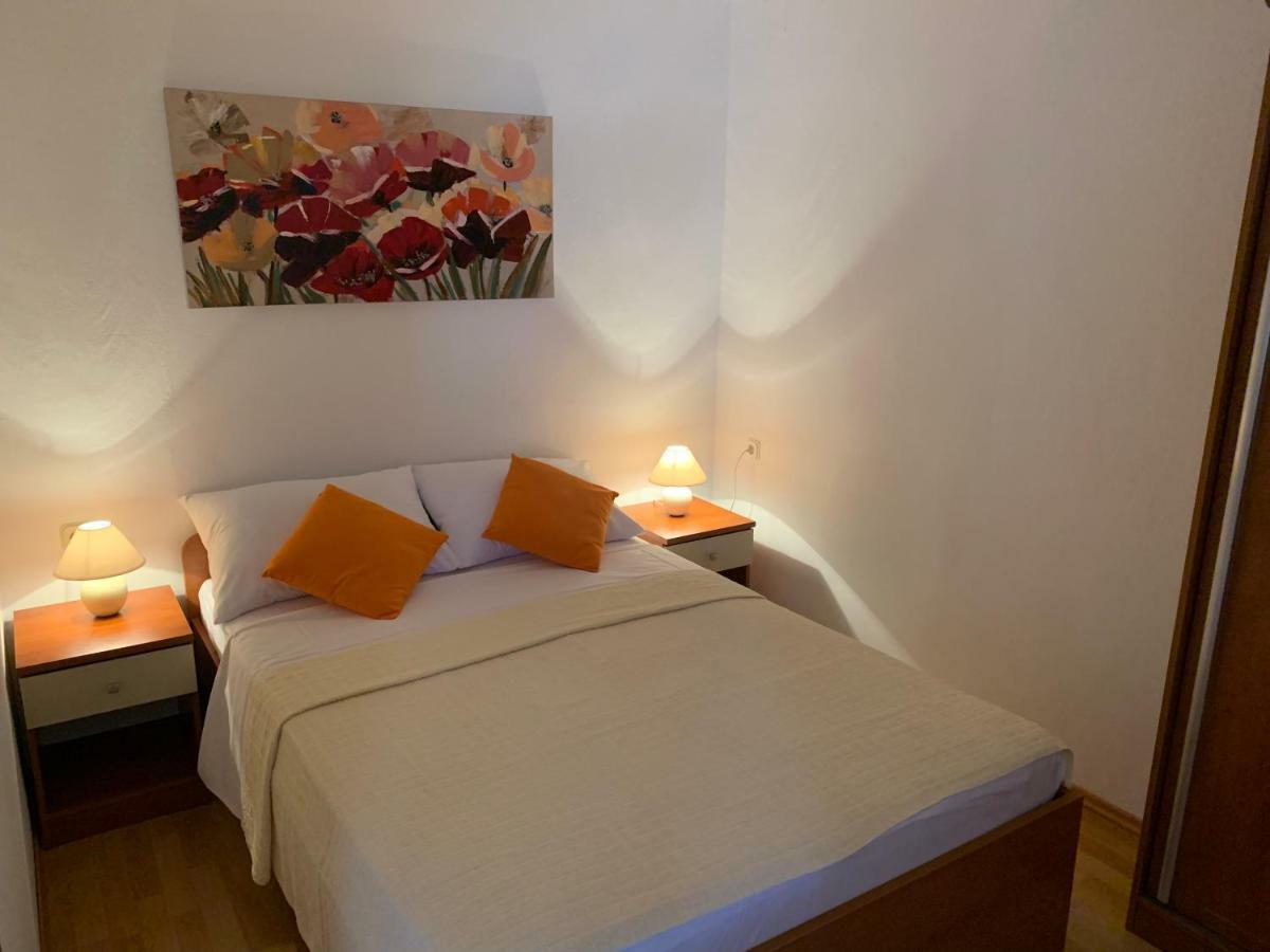 Apartmani Poljanec Vir Ngoại thất bức ảnh